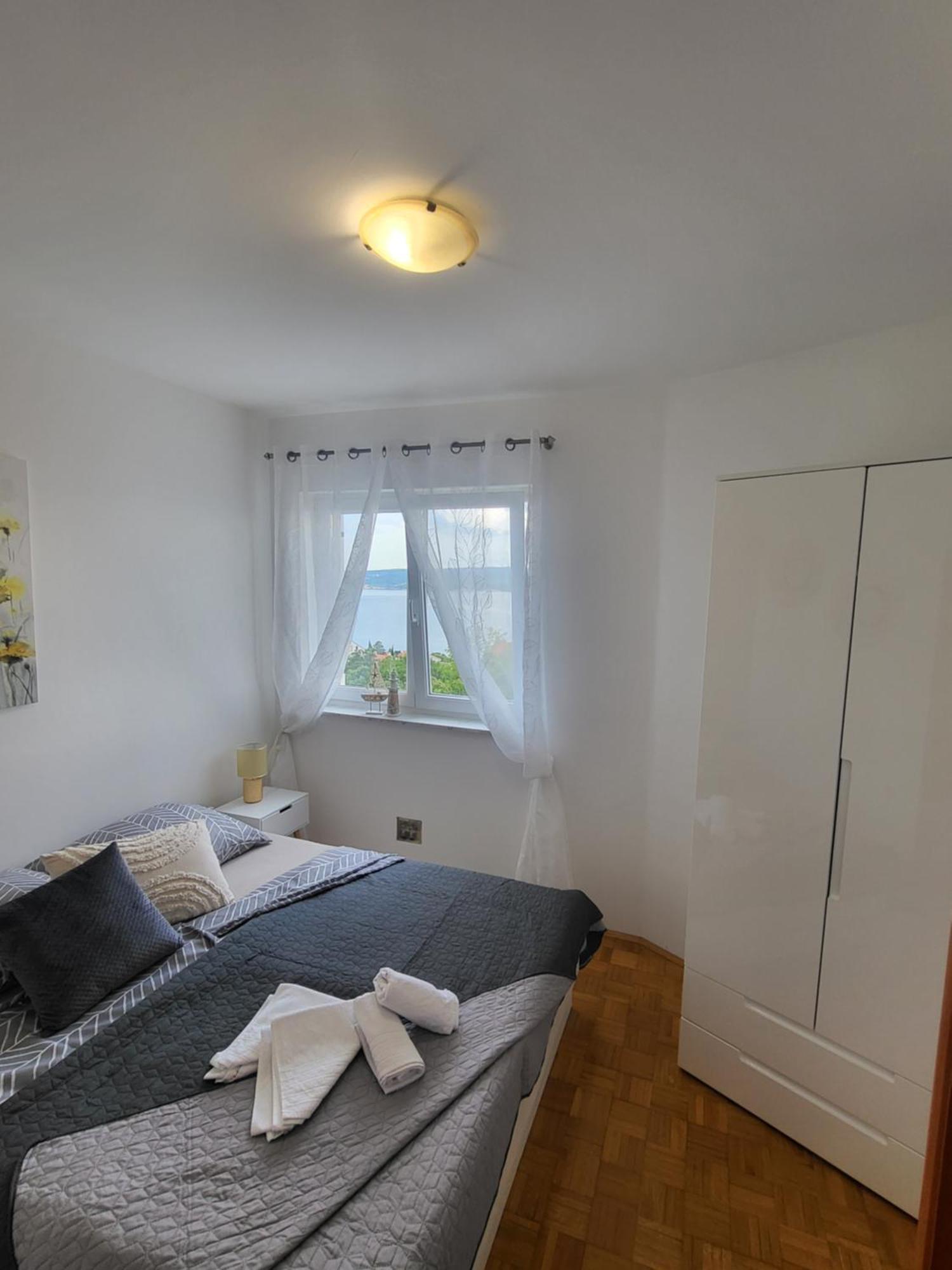 Apartmani Andiks Dramalj Exteriör bild